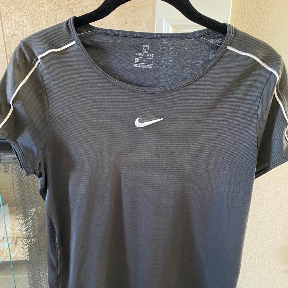 NIKE Womens Dri-Fit shirt